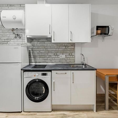 Charming Madrid Numancia Apartment Bagian luar foto