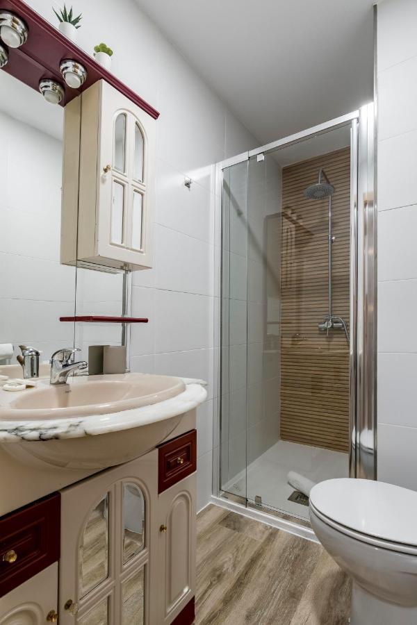 Charming Madrid Numancia Apartment Bagian luar foto