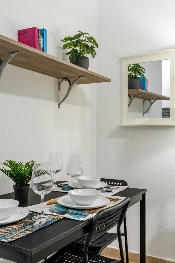 Charming Madrid Numancia Apartment Bagian luar foto
