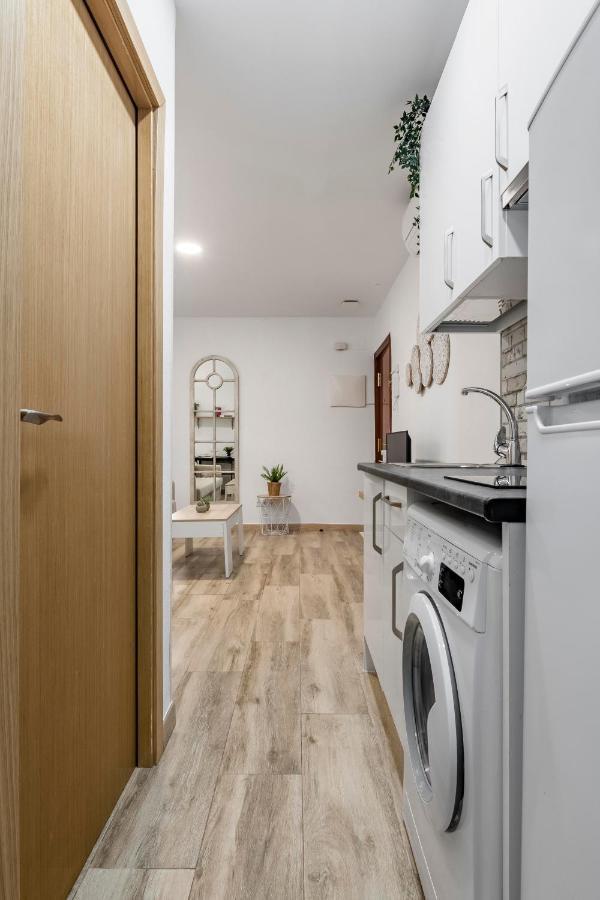 Charming Madrid Numancia Apartment Bagian luar foto